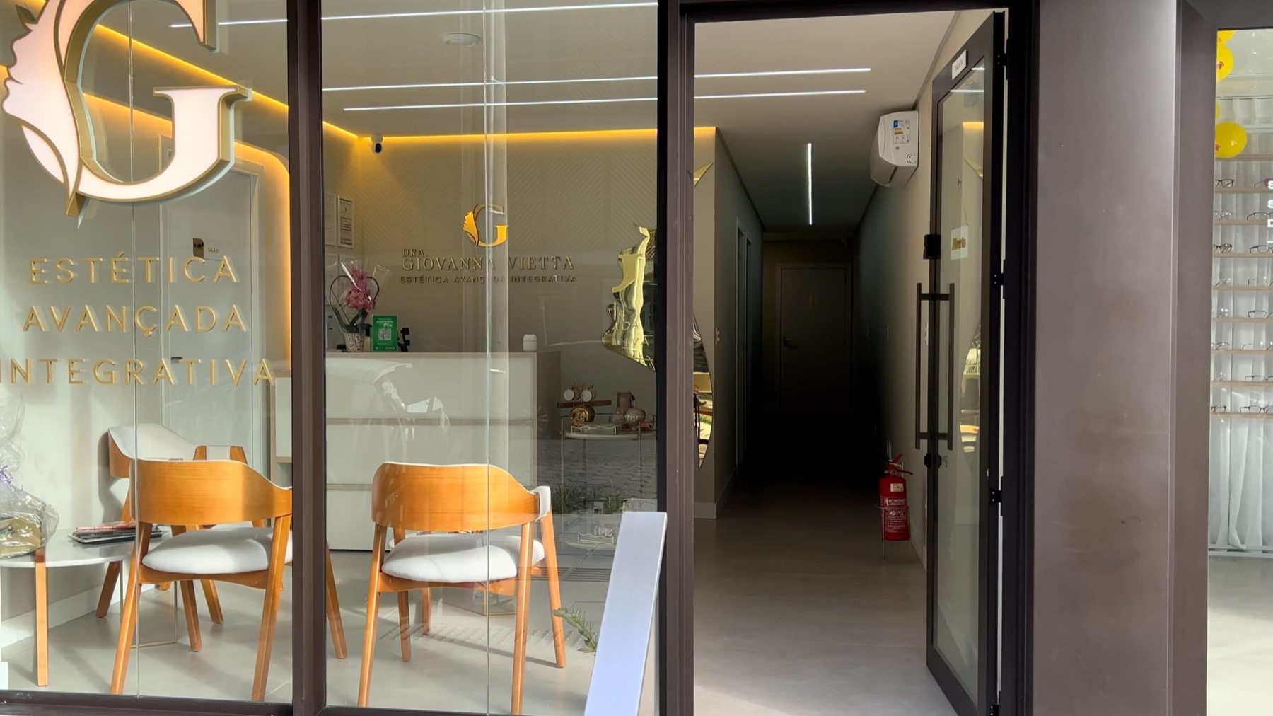 Fachada da clínica Dra. Giovanna Vietta em Jurerê